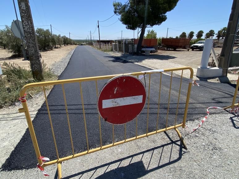 Pavimentação de troço entre a N18 e o Monte Coelho